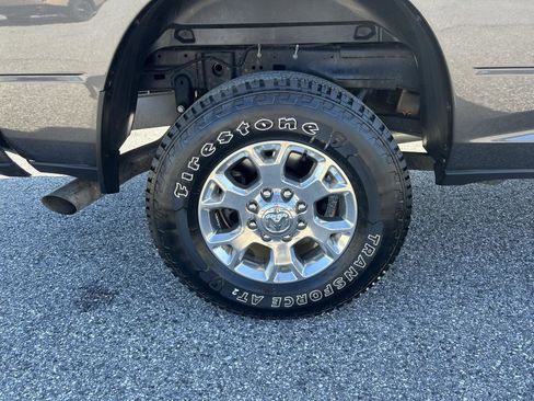 Used 2024 RAM 2500 Laramie AWD/4WD image 25