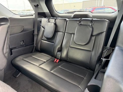 Used 2022 Ford Explorer Limited w/ Equipment Group 301A image 17