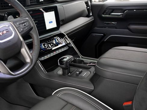 Used 2025 GMC Sierra 1500 AT4X image 14