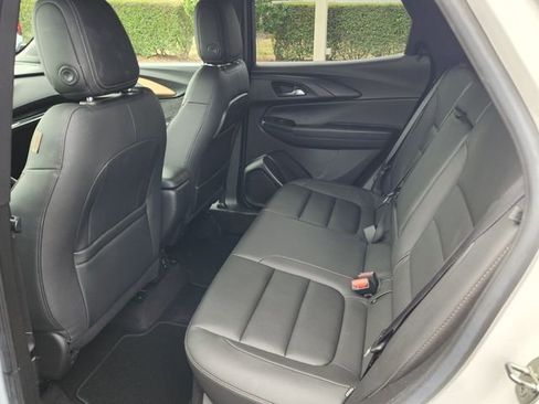 Certified 2022 Chevrolet TrailBlazer ACTIV w/ Sun and Liftgate Package image 11