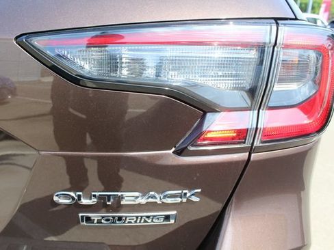Used 2020 Subaru Outback Touring AWD/4WD image 13