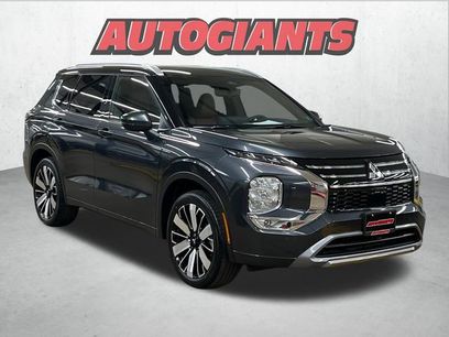 New 2025 Mitsubishi Outlander SEL