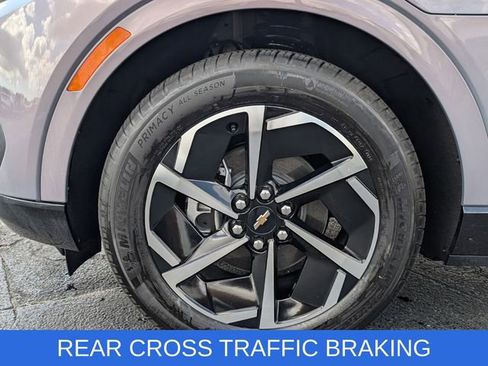 Used 2025 Chevrolet Equinox EV LT image 6