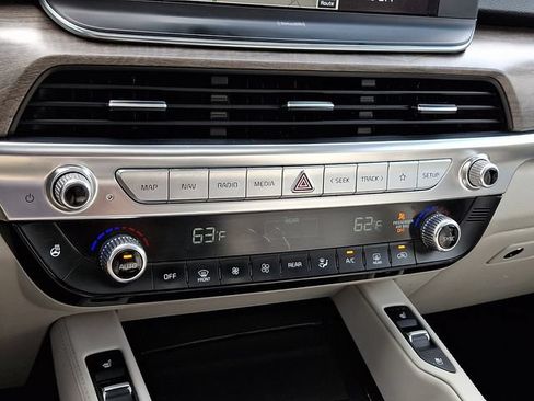 Used 2020 Kia Telluride EX w/ Towing Package AWD/4WD image 18