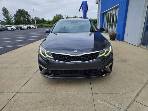 Used 2019 Kia Optima S image 3