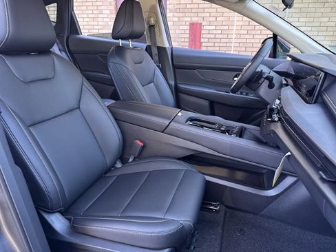 New 2025 Nissan Murano SV image 19