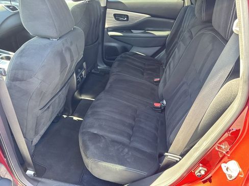 Used 2018 Nissan Murano SV image 20
