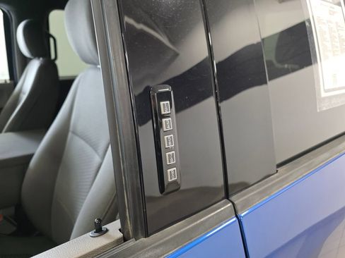 Used 2018 Ford F150 XLT w/ Equipment Group 302A Luxury AWD/4WD image 9