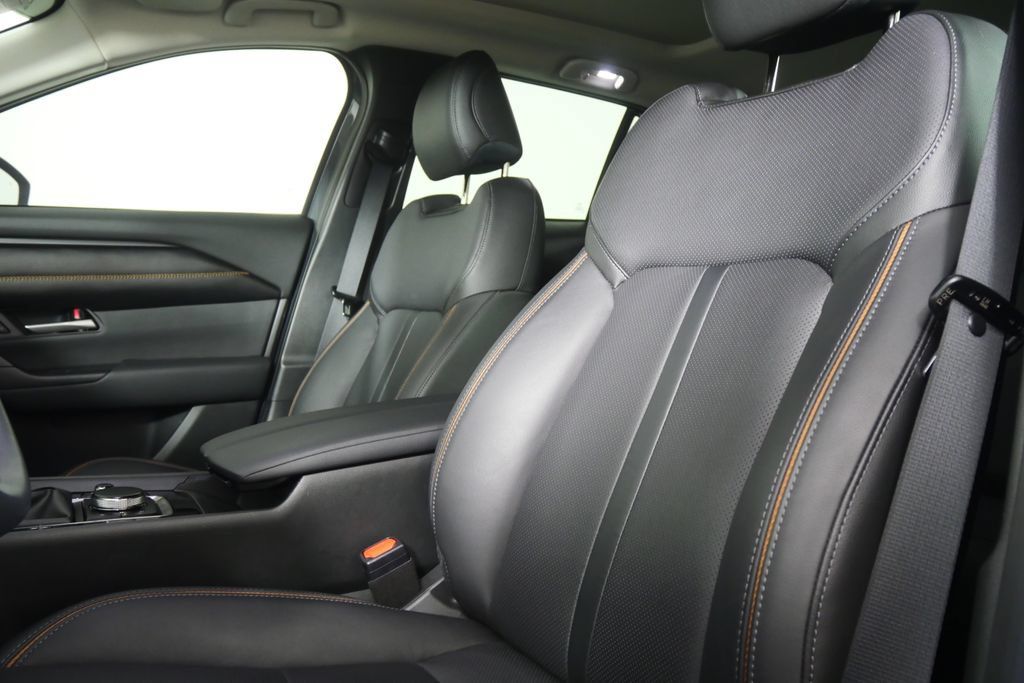 Used 2026 MAZDA CX-50 AWD 2.5 S w/ Cargo Package image 10
