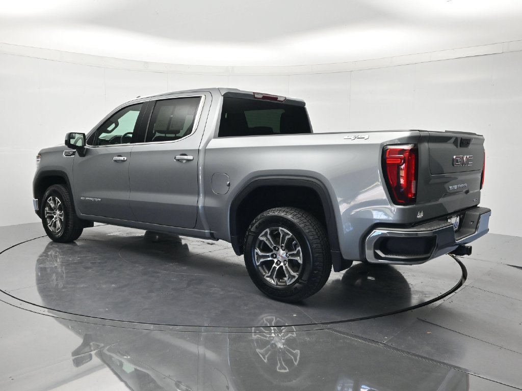 Used 2025 GMC Sierra 1500 SLT AWD/4WD image 7