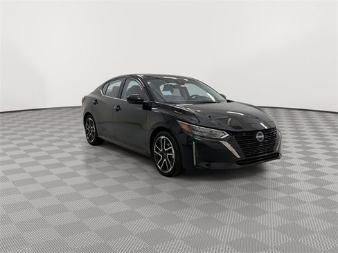 New 2025 Nissan Sentra SR image 13