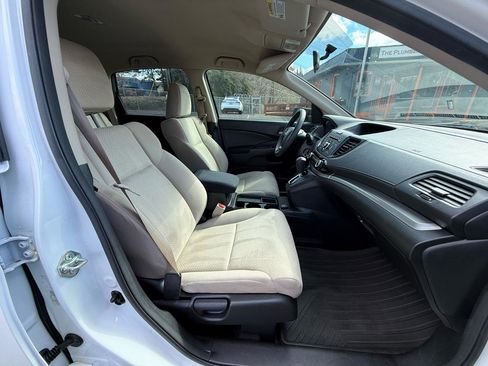Used 2015 Honda CR-V LX image 17