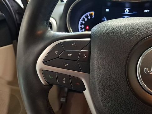 Used 2018 Jeep Grand Cherokee Limited AWD/4WD image 20