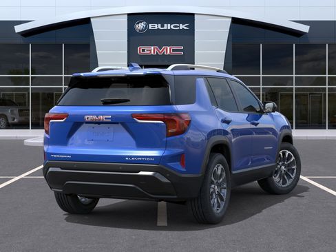 New 2027 GMC Terrain Elevation w/ Elevation Premium Package FWD image 4