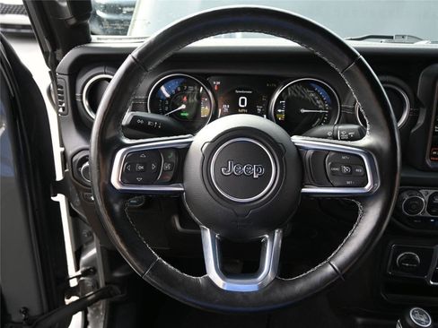 Used 2021 Jeep Wrangler Unlimited Sahara w/ Cold Weather Group image 20