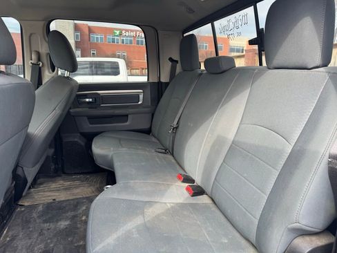 Used 2019 RAM 1500 Classic SLT image 16