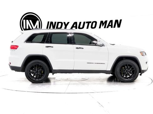 Used 2017 Jeep Grand Cherokee Limited image 3