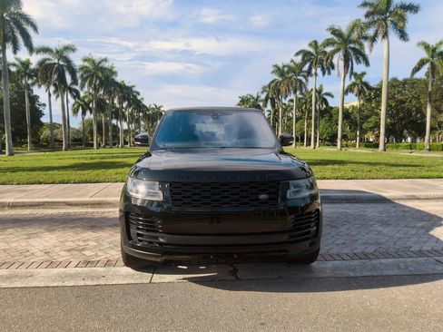 Used 2019 Land Rover Range Rover HSE AWD/4WD image 2