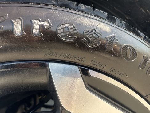 Used 2023 Kia Telluride EX image 32