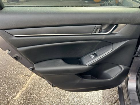 Used 2020 Honda Accord Sport image 27
