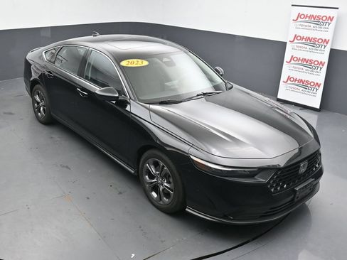 Used 2023 Honda Accord EX image 24