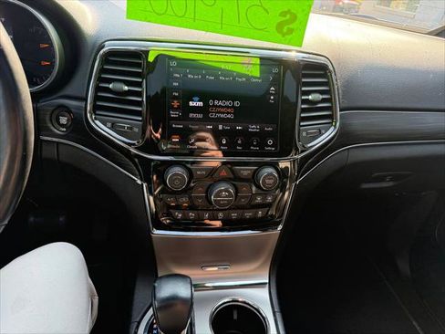 Certified 2021 Jeep Grand Cherokee Limited w/ Quick Order Package 28K 80th AWD/4WD image 15