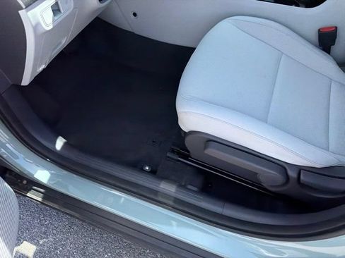 Used 2026 Hyundai Kona SE FWD image 35