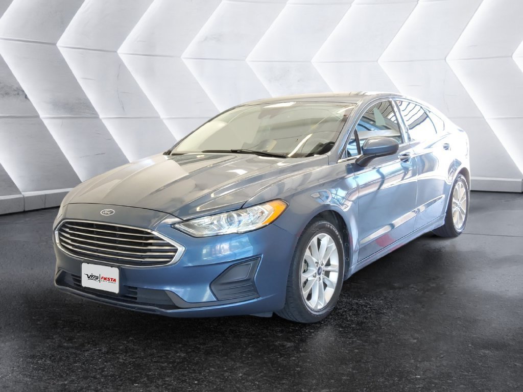 Used 2019 Ford Fusion SE FWD image 3