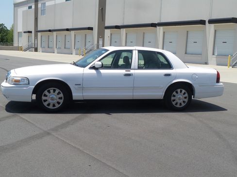 Used 2006 Mercury Grand Marquis LS image 8
