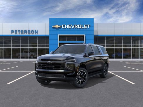 New 2026 Chevrolet Suburban RST image 9