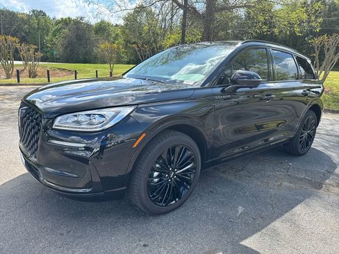 New 2026 Lincoln Corsair Reserve w/ Jet Appearance Package image 9