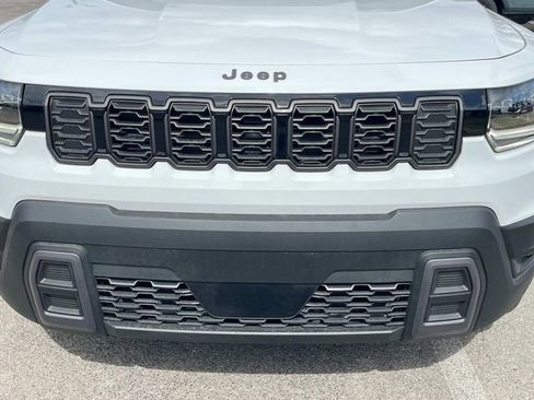New 2026 Jeep Cherokee Laredo image 30