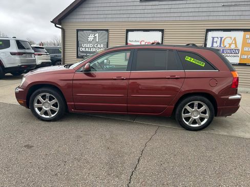 Used 2007 Chrysler Pacifica Limited image 8