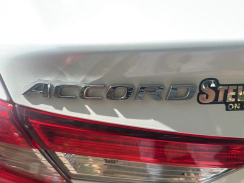 Used 2022 Honda Accord EX-L image 29