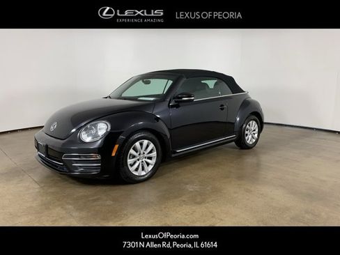 Used 2018 Volkswagen Beetle 2.0T S image 1