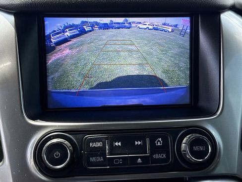 Used 2020 Chevrolet Suburban Premier AWD/4WD image 23