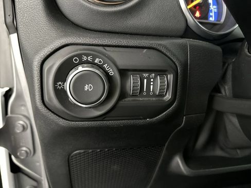 Used 2021 Jeep Wrangler Unlimited Sahara AWD/4WD image 51