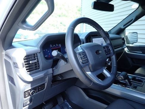 Used 2025 Ford F150 XLT w/ Equipment Group 302A MID AWD/4WD image 17