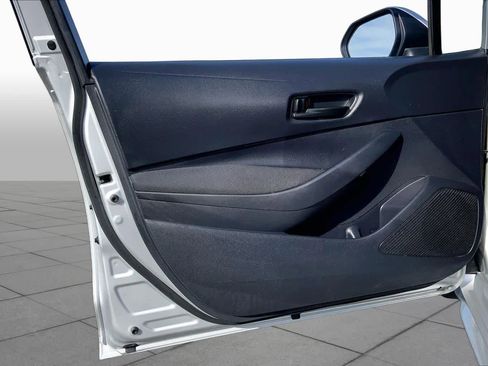 Used 2024 Toyota Corolla LE FWD image 21