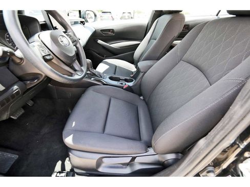 Used 2024 Toyota Corolla LE FWD image 11