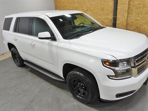 Used 2020 Chevrolet Tahoe 4WD w/ Remote Keyless Entry Package image 7