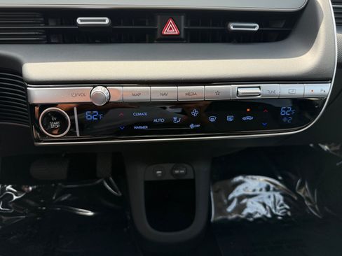 Certified 2024 Hyundai Ioniq 5 SEL RWD image 13
