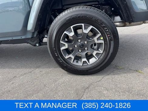 New 2026 Jeep Gladiator Sport image 8