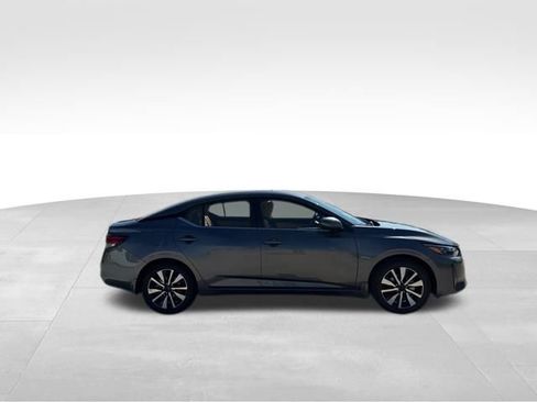 New 2025 Nissan Sentra SV w/ SV Premium Package image 9