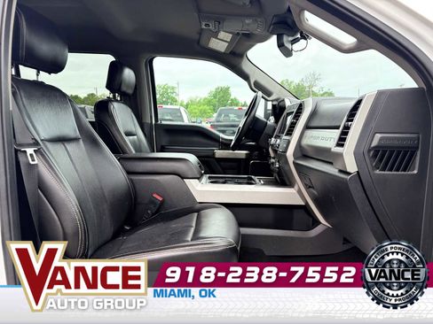 Used 2021 Ford F250 Lariat w/ Lariat Ultimate Package AWD/4WD image 20