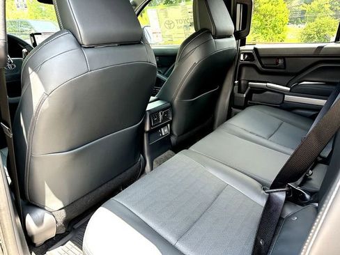 New 2026 Toyota 4Runner TRD Off-Road Premium AWD/4WD image 17