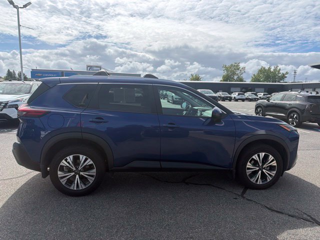 Used 2023 Nissan Rogue SV w/ SV Premium Package AWD/4WD image 4