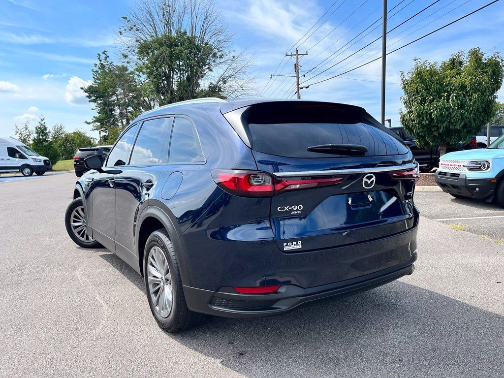 Used 2025 MAZDA CX-90 3.3 Turbo w/ Preferred Package AWD/4WD image 4