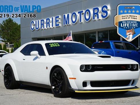 Used 2023 Dodge Challenger R/T Scat Pack image 1