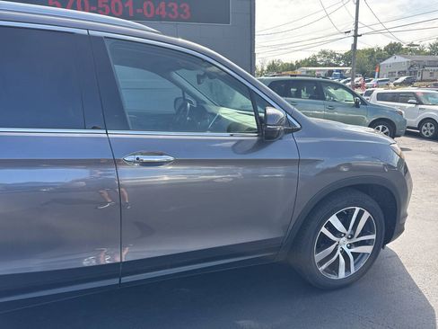 Used 2016 Honda Pilot Elite image 11